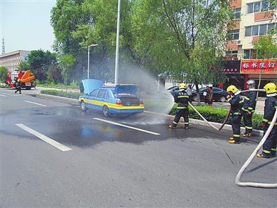重庆巴南九公里航天加油站发生管道天然气泄漏事故